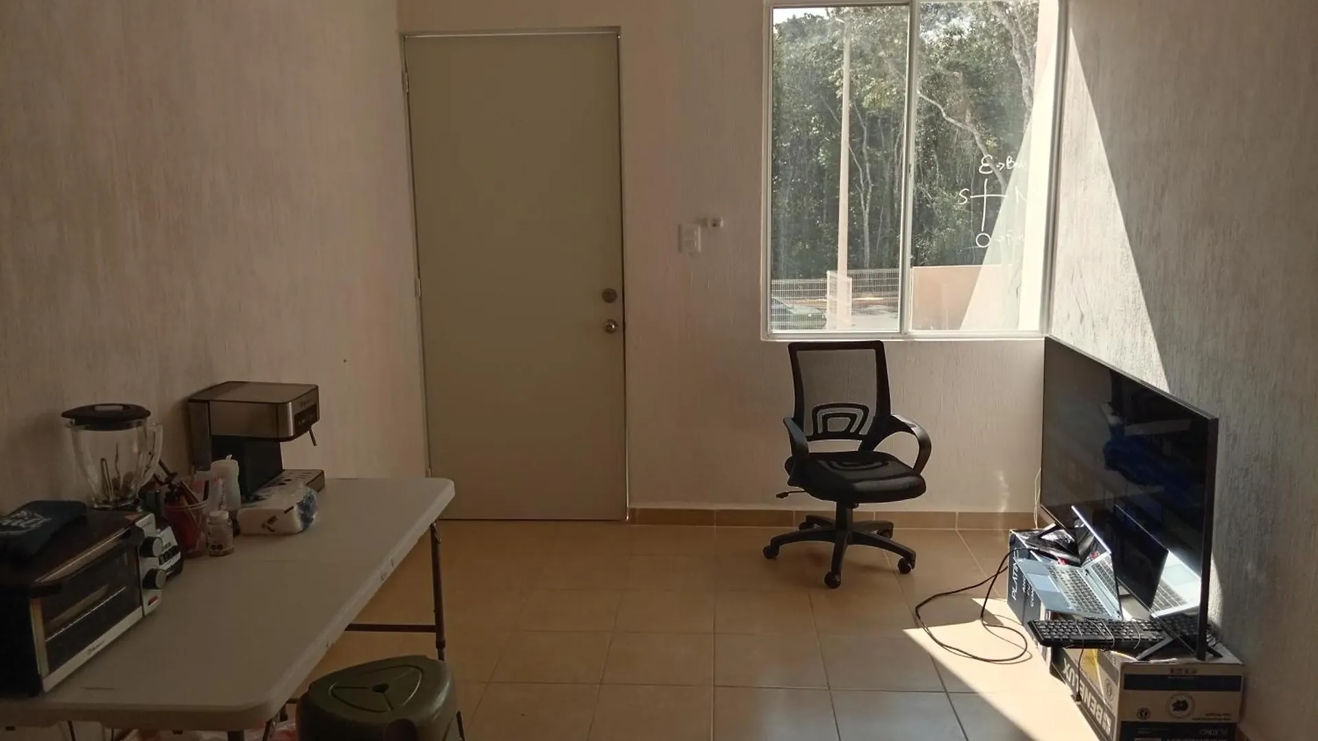 The Backpacker Nomad Green Apartment 칸쿤